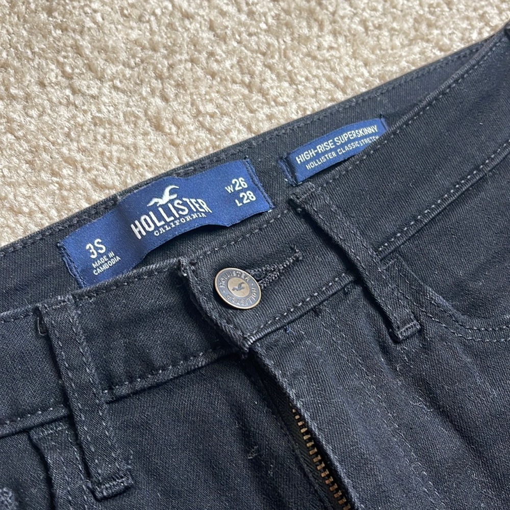 hollister ripped jeans